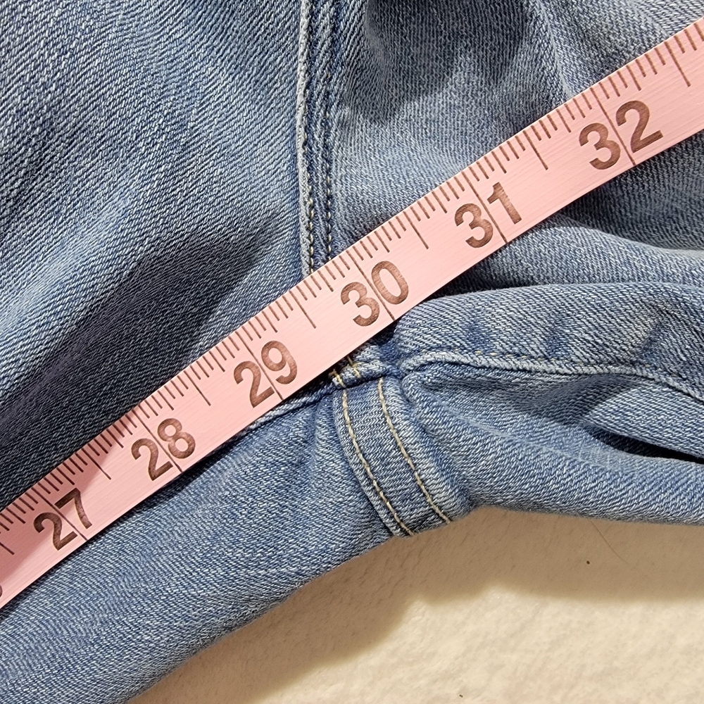 Good American Light Blue High-Rise Skinny Jeans - Picture 12 of 13